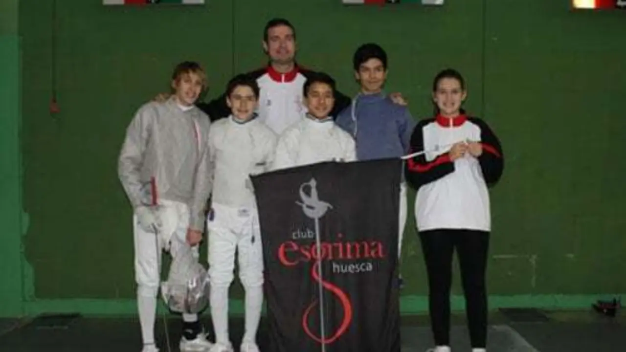 Componentes del Club Esgrima Huesca en Madrid | Foto: Club Esgrima Huesca