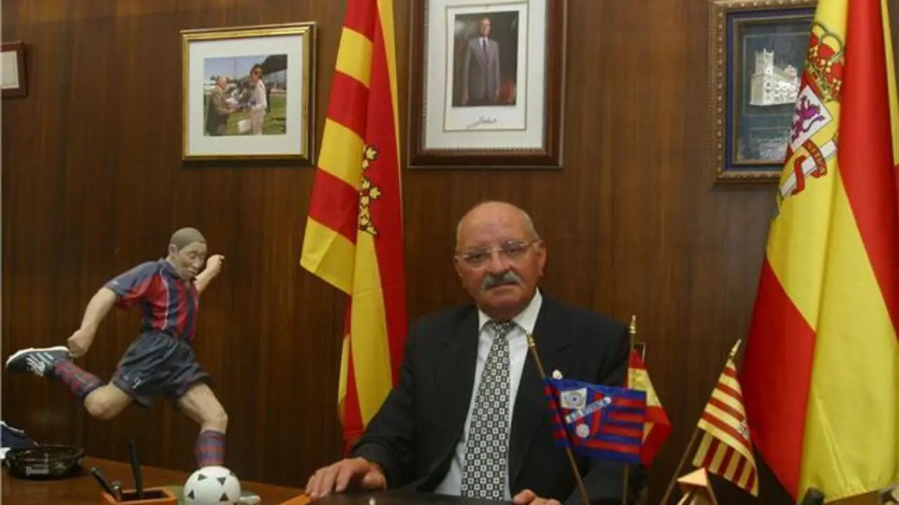 Jes&uacute;s Vi&ntilde;uales en su despacho de El Alcoraz | Foto: Diario del Alto Arag&oacute;n