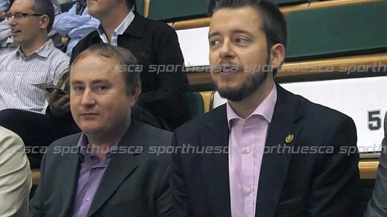 Antonio Or&uacute;s (derecha), presidente del CB Pe&ntilde;as Huesca junto a Alberto Gracia (Vicepresidente) | Foto: C.Pascual