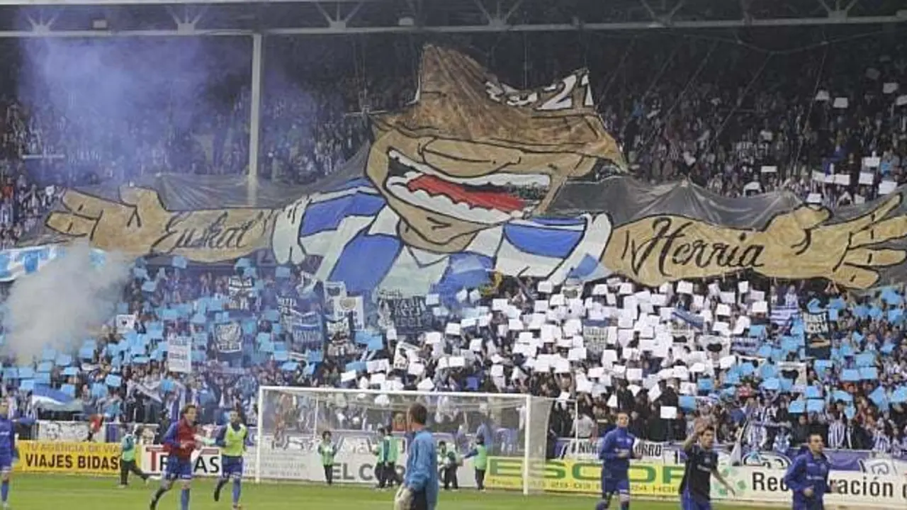 Animaci&oacute;n en un gol de Mendizorroza | Foto: Marca