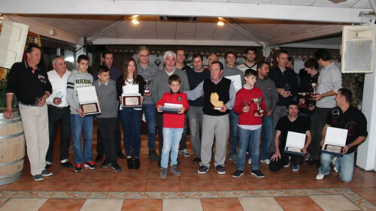 Foto de familia de todos los galardonados. | Foto: Jos&eacute; Pablo Manau