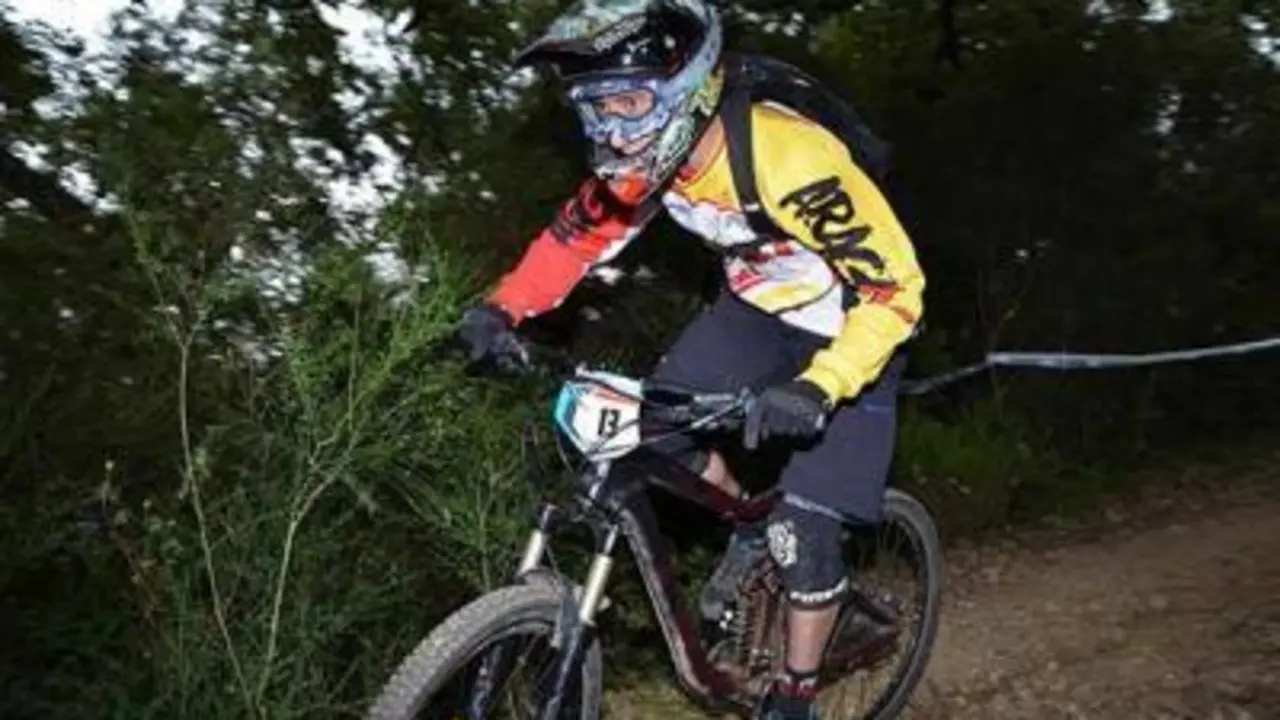 Muchos de los participantes en esta prueba son j&oacute;venes de los valles cercanos.|Foto: Federaci&oacute;n Aragonesa de Ciclismo