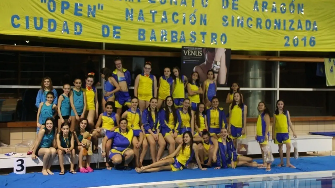El CPC Somontano en el VII Campeonato de Arag&oacute;n de Invierno de Nataci&oacute;n Sincronizada | Foto: noticiashuesca