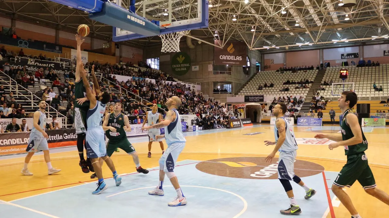 Imagen durante el partido | Foto: CB Breog&aacute;n