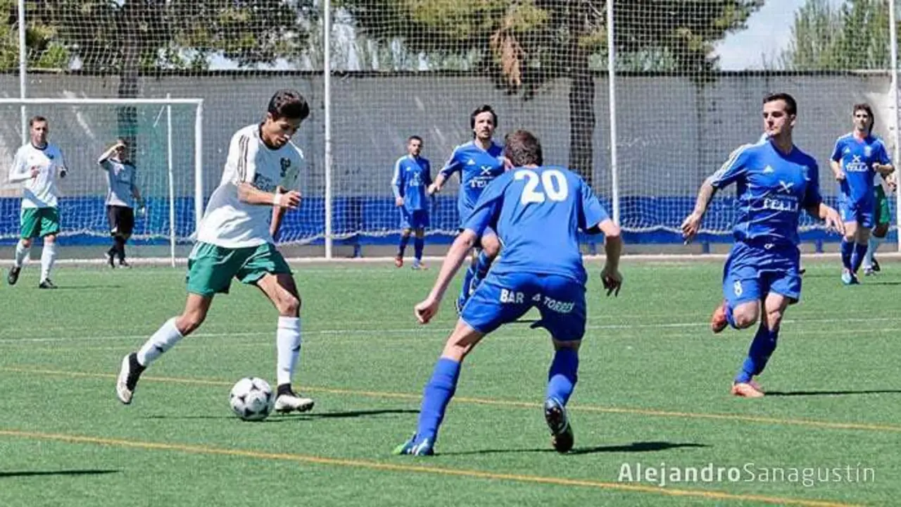 Imagen durante el partido | Foto: Alejandro Sanagust&iacute;n - futboloscense.com
