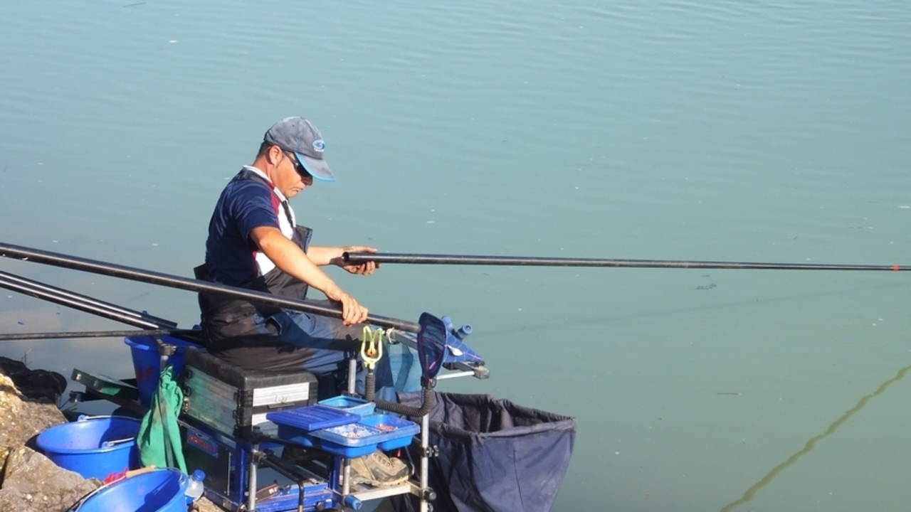 Diego Navaridas , subcampe&oacute;n provincial pesca.