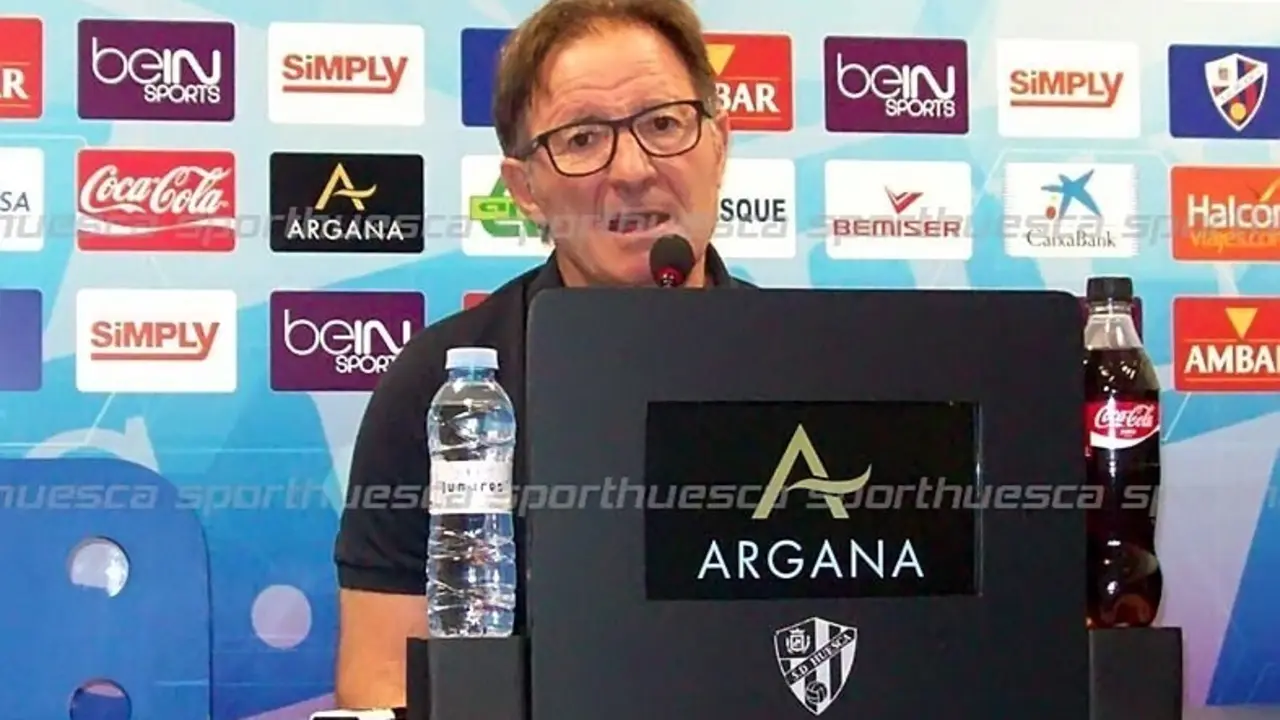Anquela en sala de prensa | Foto: Jim