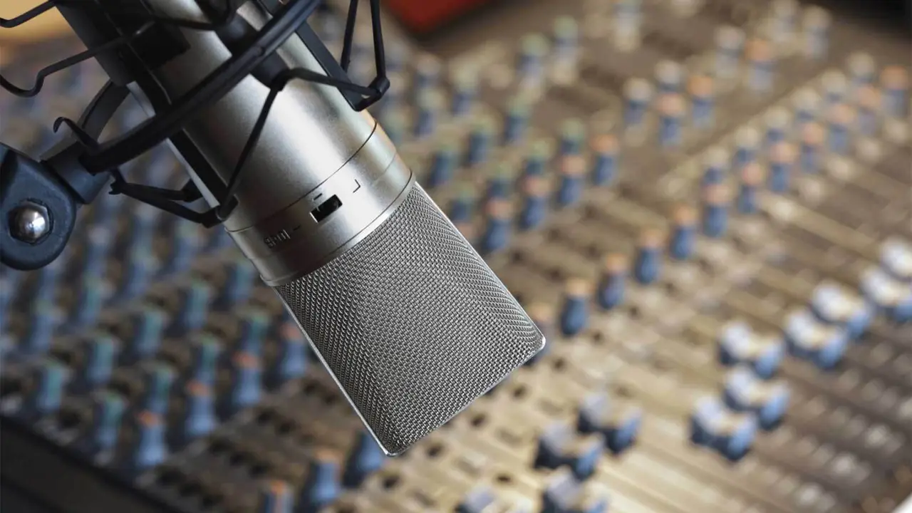 Los partidos de la SD Huesca se podr&aacute;n seguir escuchando en el 87.7 FM 