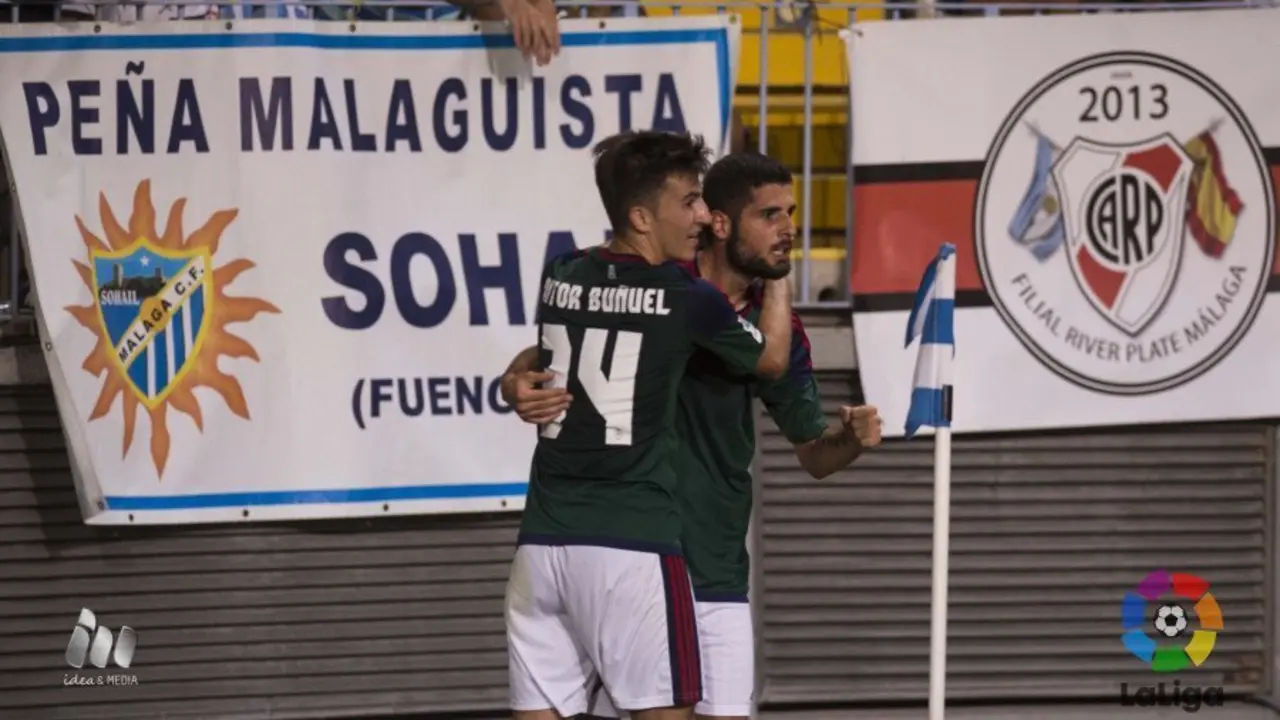 Fran M&eacute;rida celebra su gol en La Rosaleda | Foto: LFP