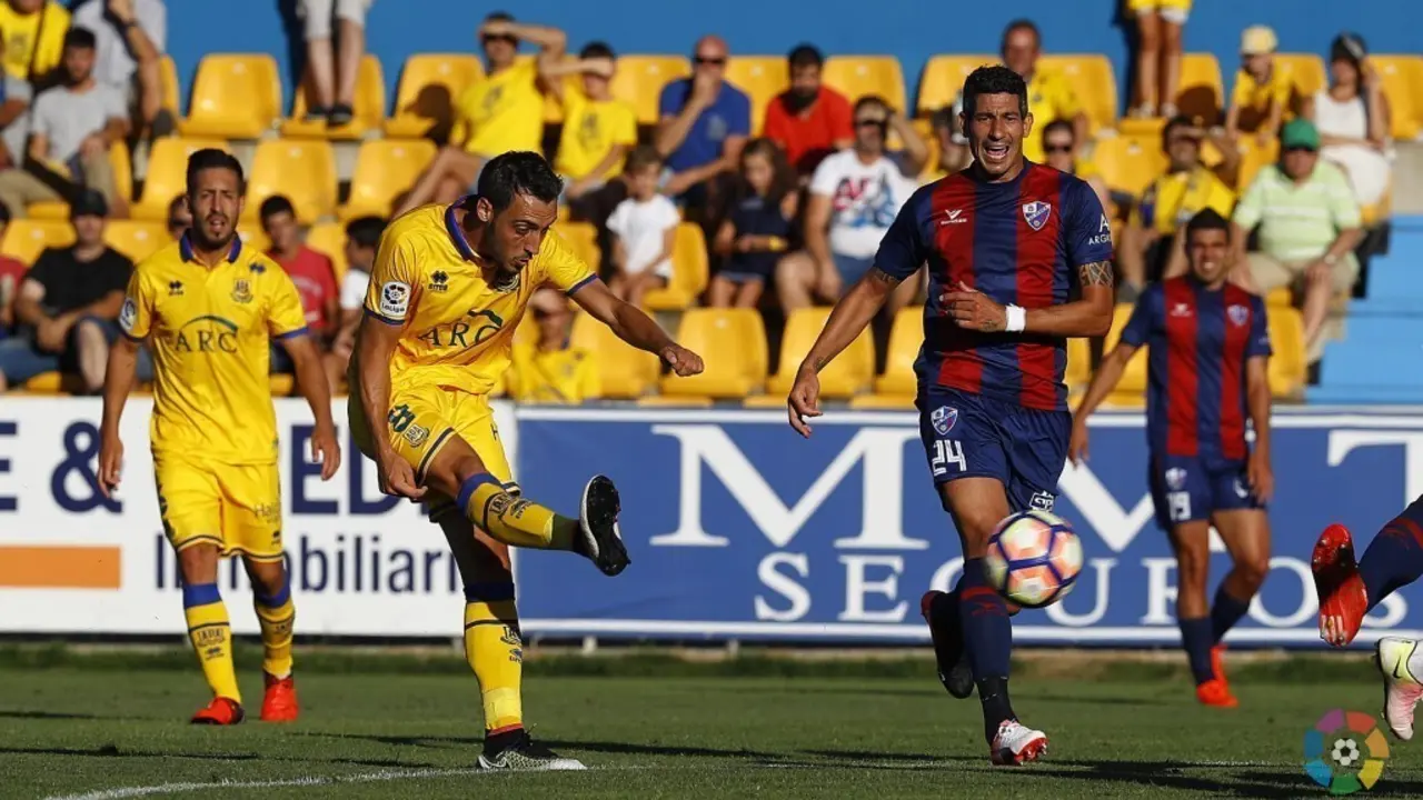 Nagore visti&oacute; la el&aacute;stica amarilla | Foto: LFP