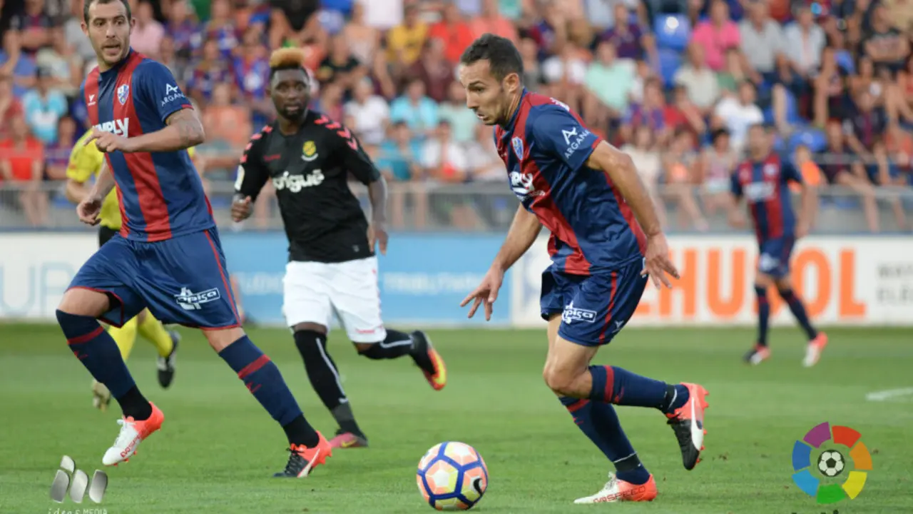 Urko Vera y David Ferreiro ante el N&agrave;stic de Tarragona | Foto: LFP