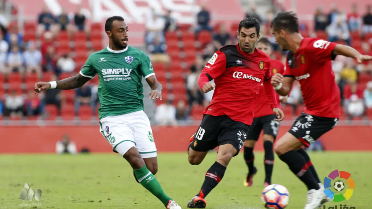 Imagen durante el partido entre Huesca y Mallorca | Foto: LaLiga