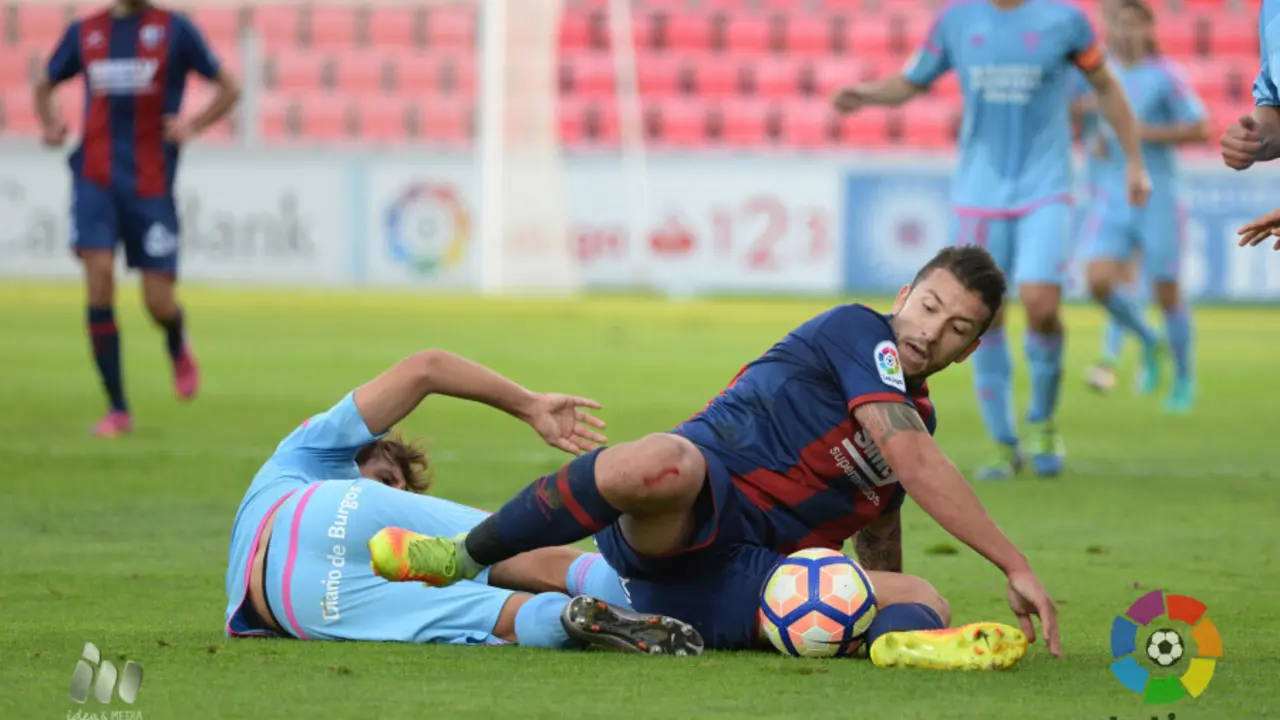 Borja L&aacute;zaro ante el Mirand&eacute;s | Foto: LaLiga