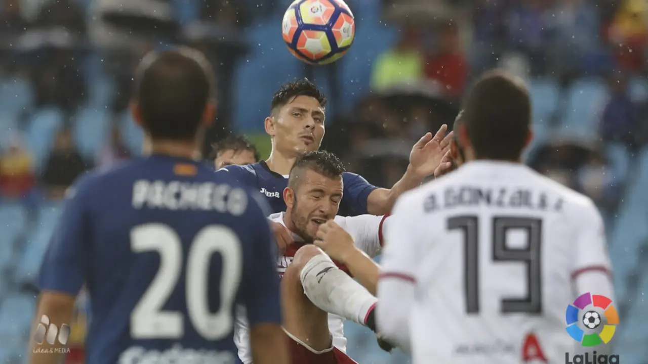 Imagen durante el partido entre el Huesca y el Getafe | Foto: LaLiga