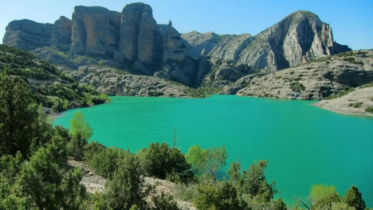 Imagen del embalse de Vadiello. 