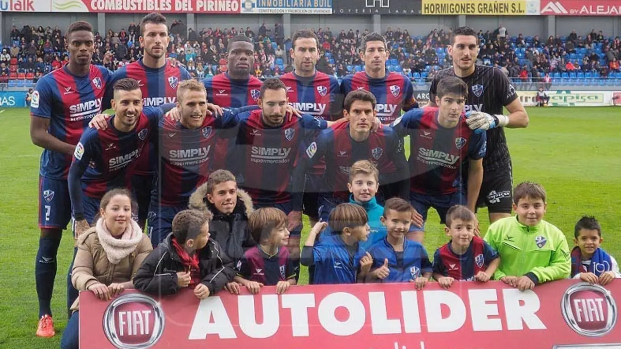 Once inicial de la SD Huesca ante el Girona | Foto: C. Pascual