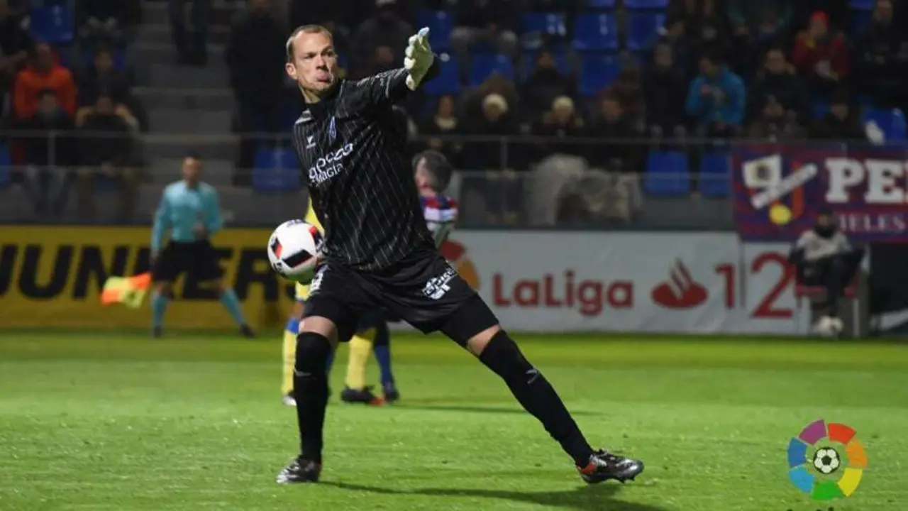 Queco Pi&ntilde;a encaj&oacute; 4 goles en la eliminatoria copera frente a Las Palmas | Foto: LaLiga