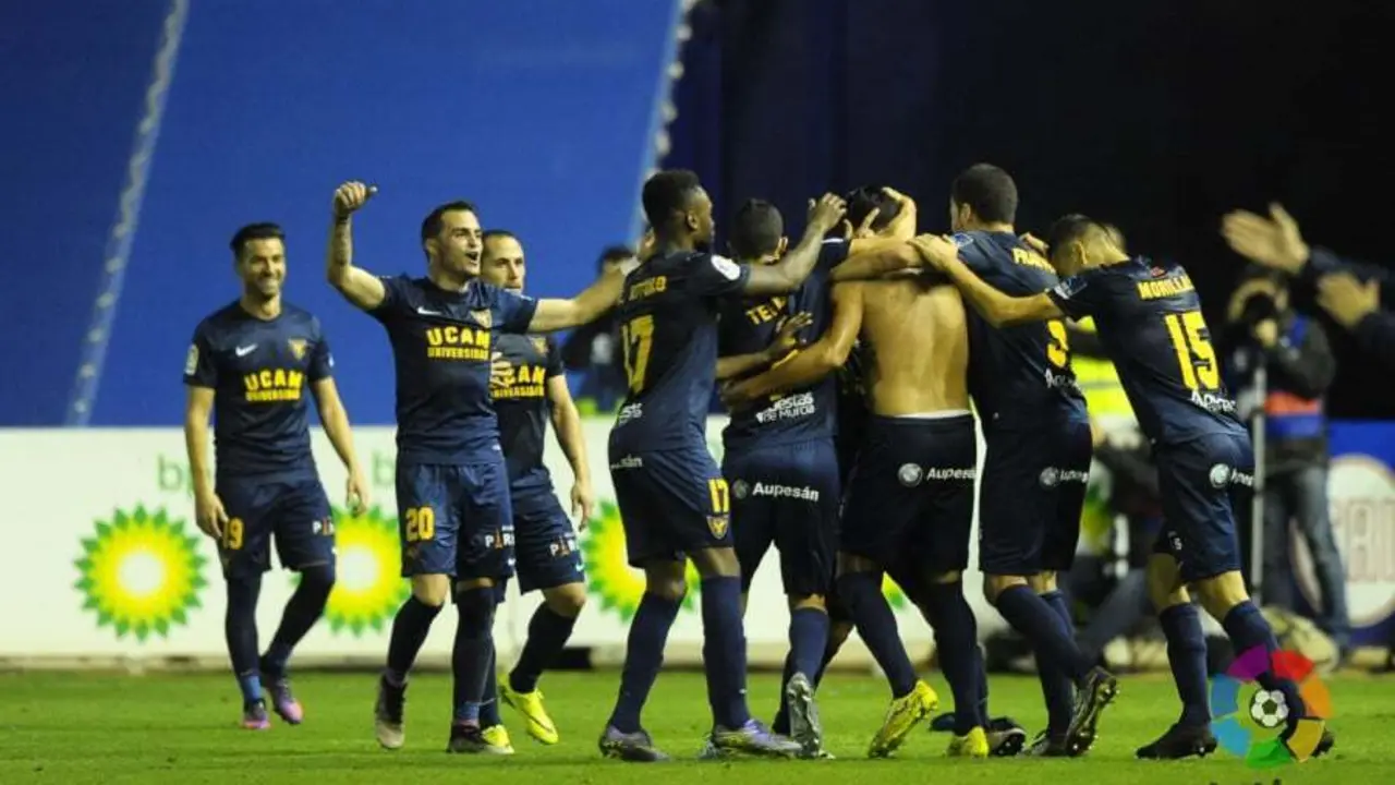 Jugadores del UCAM Murcia celebran uno de sus goles hace dos jornadas ante el Numancia | Foto: LaLiga