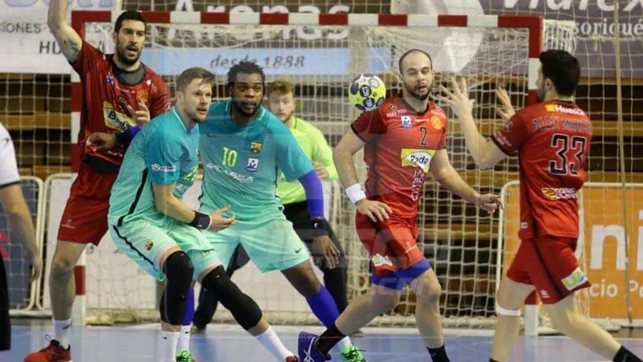 Partido de la temporada pasada entre el Bada Huesca y el FC Barcelona | Foto: SPORTHUESCA