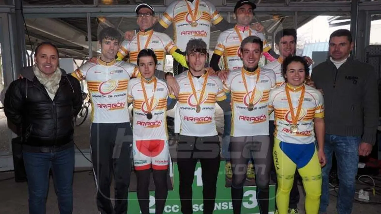 Campeones de Arag&oacute;n CX en las diferentes categor&iacute;as. / Foto: C. Pascual
