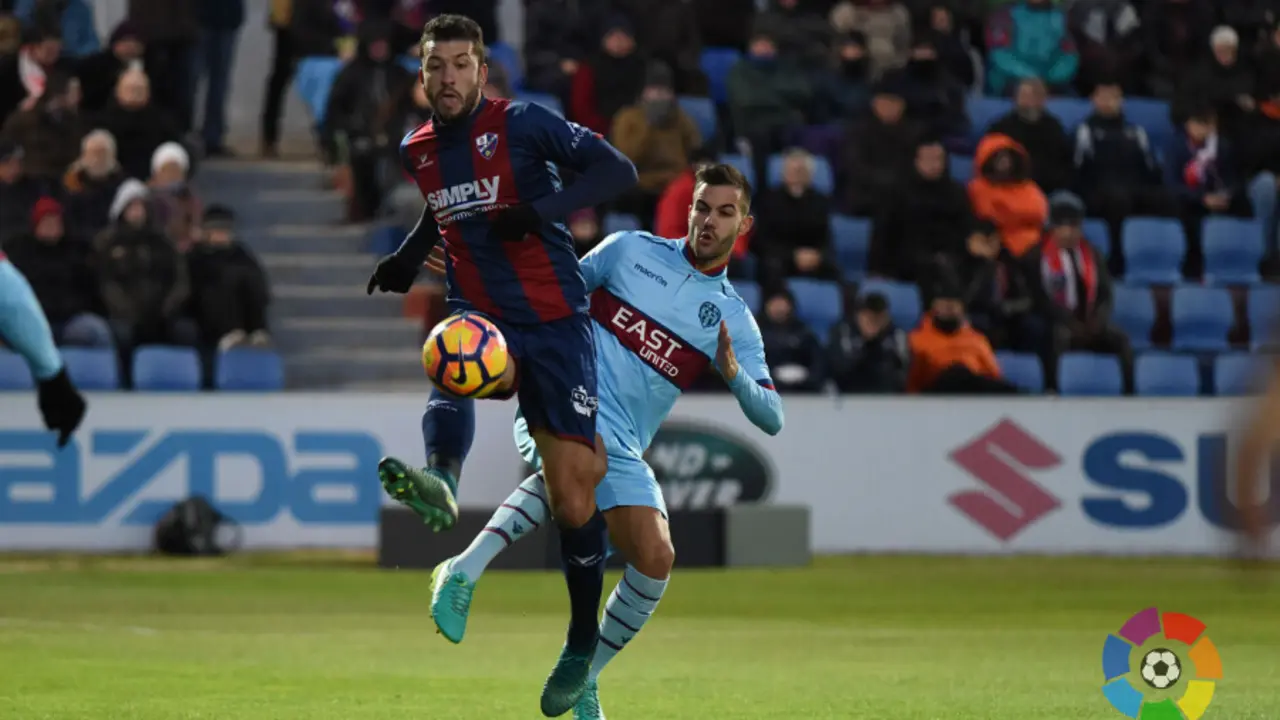 Borja L&aacute;zaro volver&aacute; a jugar ante el N&agrave;stic | Foto: C.Pascual
