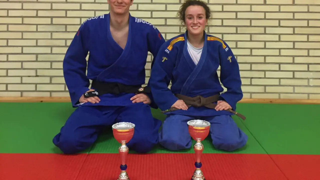 Bel&eacute;n Mart&iacute;nez, consigui&oacute; la medalla de Oro y Enrique Rivera la de plata | Foto: Club Judo Samurai