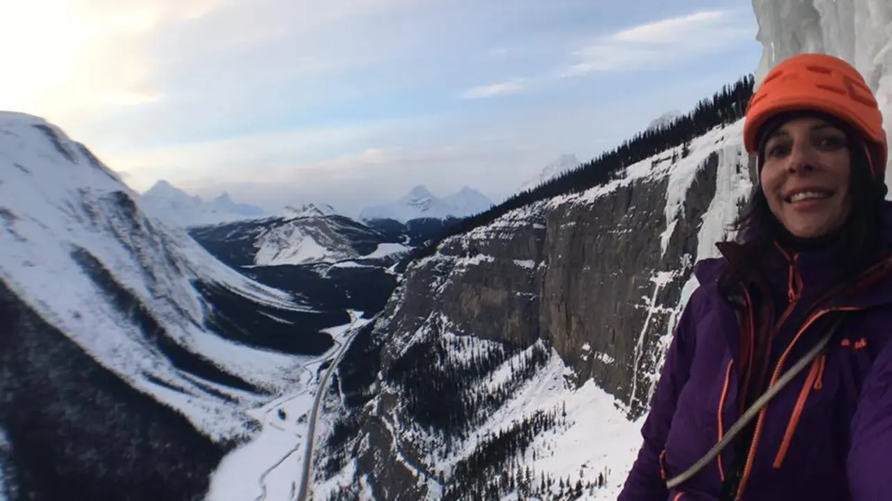 Selfi de Cecilia Buil en Icefields Parkway, Banff, Canad&aacute;. Foto: FB de Cecilia Buil
