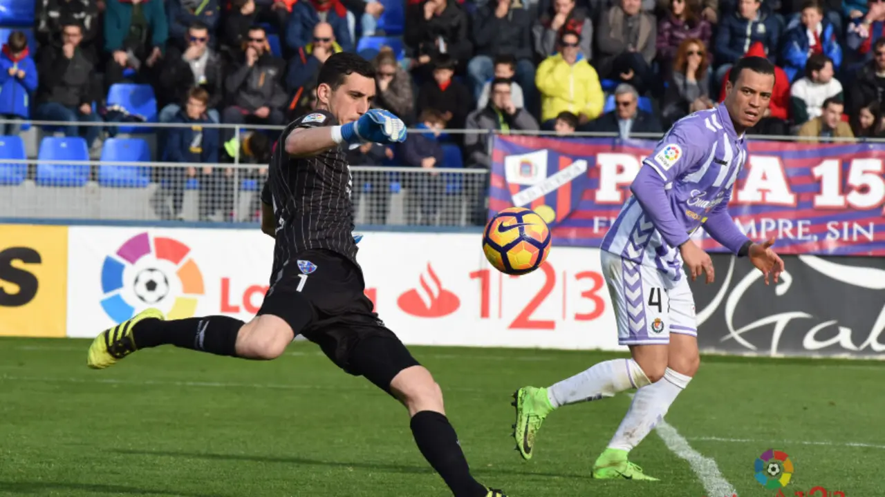 El excelente rendimiento del portero azulgrana se ve reflejado en sus n&uacute;meros individuales | Foto: LaLiga 