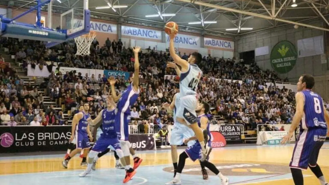 Calzados Robusta llev&oacute; a la pr&oacute;rroga al aspirante al ascenso directo en su campo| Foto Breog&aacute;n Lugo
