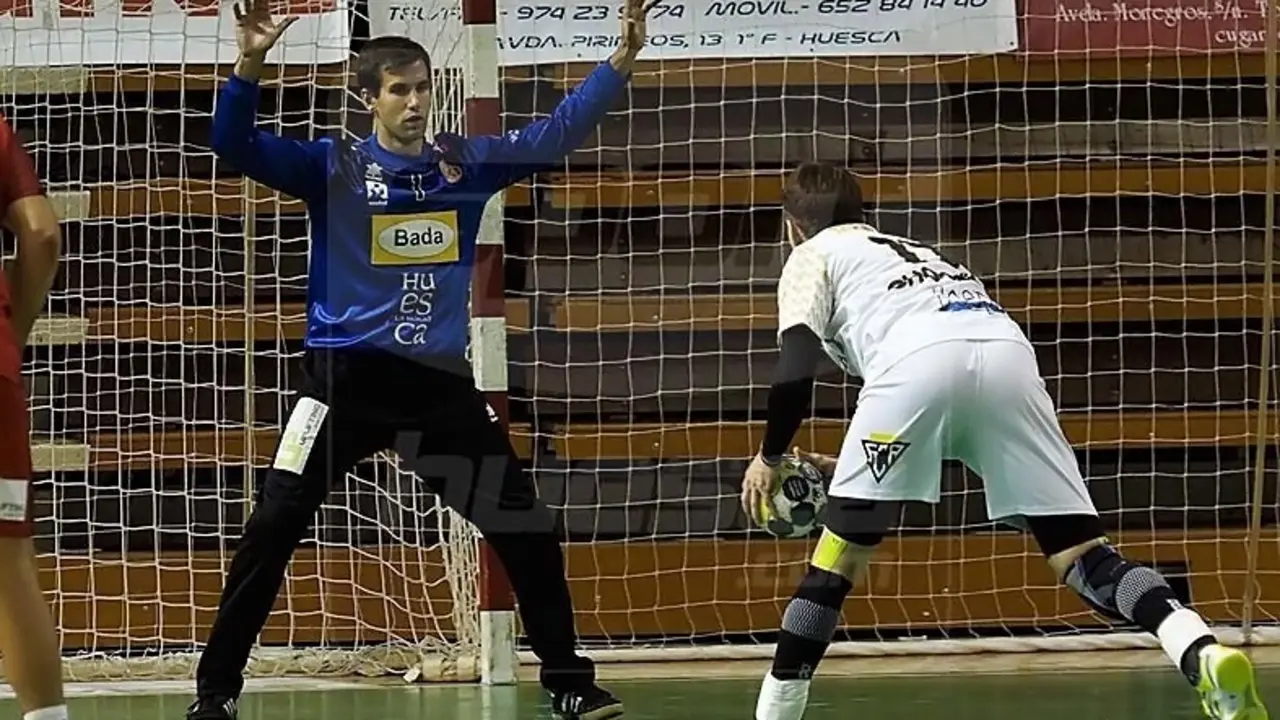 Jorge G&oacute;mez renueva por una temporada con el Bada Huesca | Foto: C.Pascual