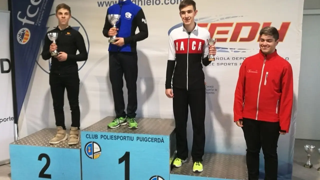 Podio de la Categoria Junior 2&ordf; Masculina con Arrese en el tercer puesto.  | Foto: CH Jaca