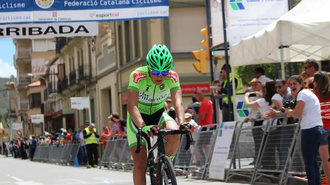 Ra&uacute;l Rota en la entrada a meta. 