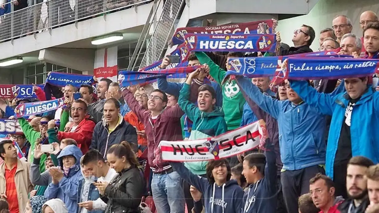 M&aacute;s de un millar de azulgranas estar&aacute;n con el equipo en el Ciutat de Val&egrave;ncia | Foto: C.Pascual