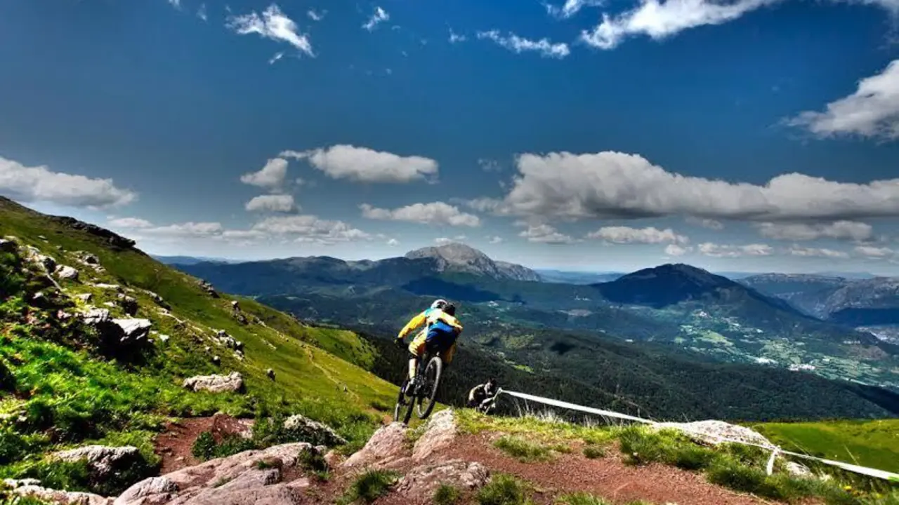 Un biker en la pasada edici&oacute;n de la Big Rice celebrada en Castej&oacute;n de Sos. Foto: S.P.
