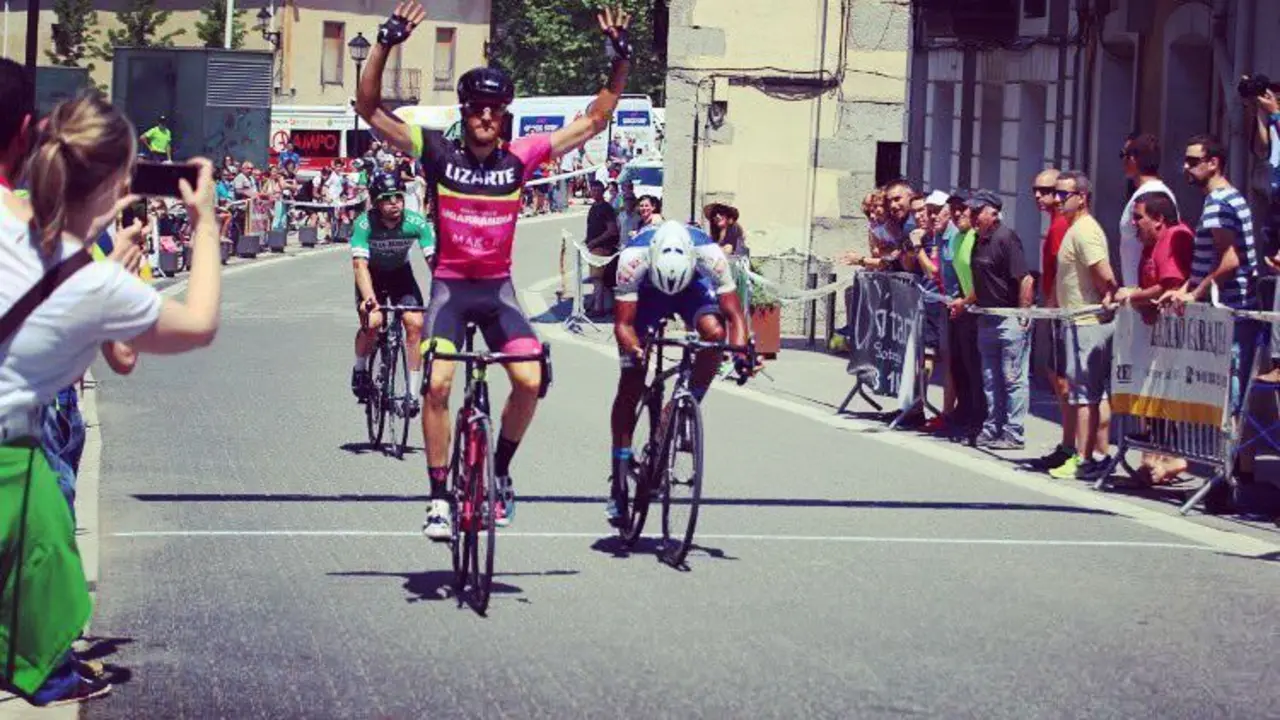 Samitier se impone al sprint en Ata&uacute;n | Foto: Sergio Samitier FB
