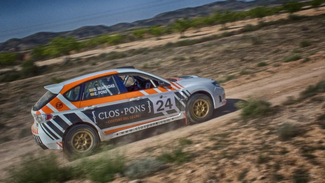 Pons - Muntadas en plena competici&oacute;n | Foto: FADA