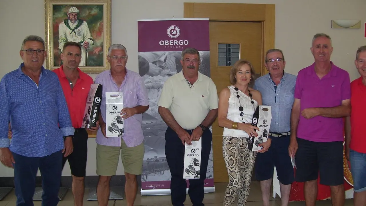 Imagen de los premiados en el Torneo | Foto: Golf Guara