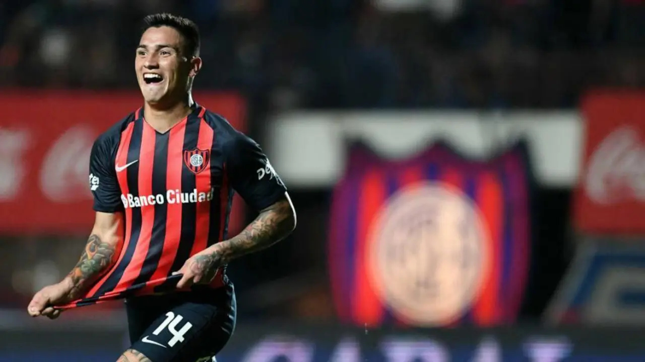 'Chimy' &Aacute;vila, un ariete distinto a Rescaldani para la ofensiva azulgrana | Foto: vamosciclon.com