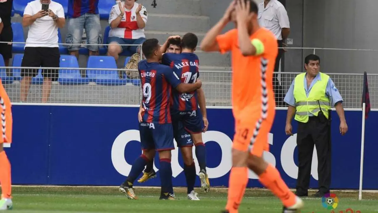 Melero y 'Cucho' son dos de los futbolistas m&aacute;s j&oacute;venes de la plantilla | Foto: LaLiga
