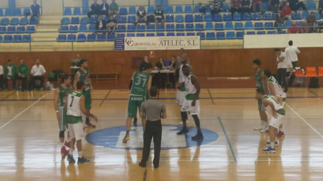 Imagen del salto inicial | Foto: CB Pe&ntilde;as Huesca