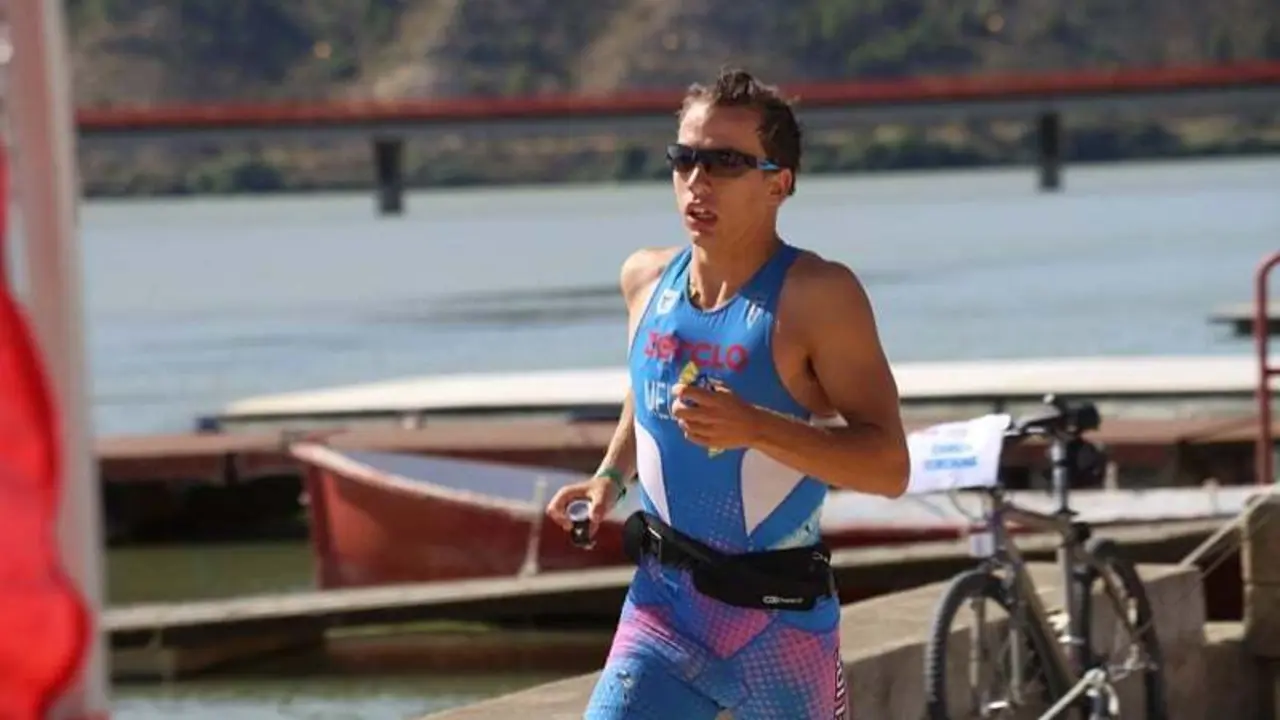 Pablo Melendo. Foto: Manuel Ballabriga. Half Triatl&oacute;n Mequinenza