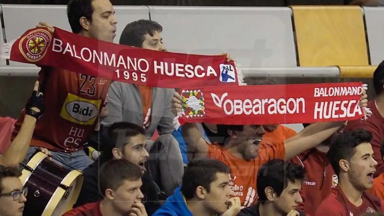 BAda Huesca busca m&aacute;s aficionados para terminar una temporada apasionante | Foto: C.Pascual