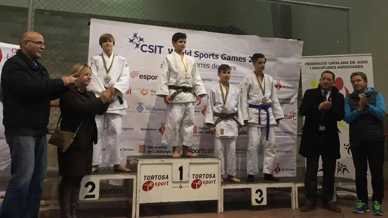 Jorge Laguarta en el segundo escal&oacute;n del podium | Foto: Escuela de Judo Samurai