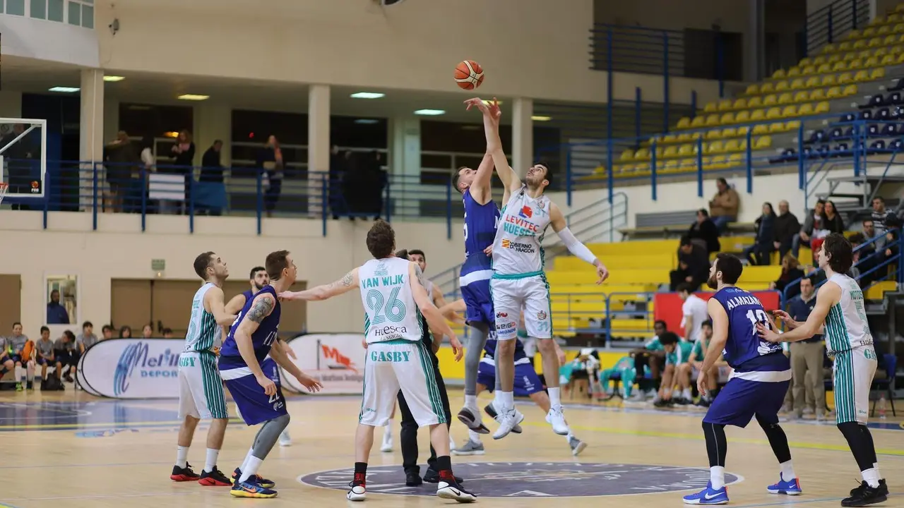 Imagen del encuentro entre Melilla CB y Levitec Huesca esta jornada | Foto: FEB