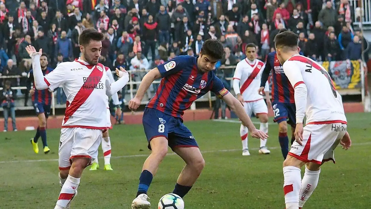 Melero, m&aacute;ximo goleador del Huesca, lleva solo dos dianas (de penalti) en 2018 | Foto: C.Pascual