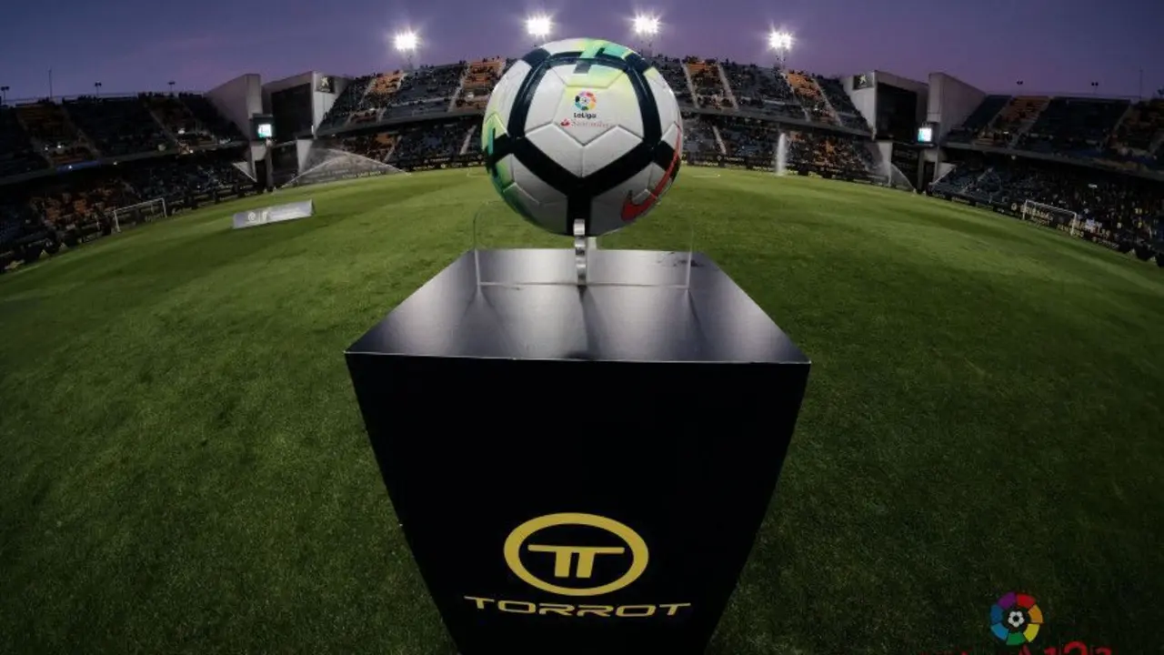 Tan s&oacute;lo quedan 10 jornadas de liga y el Huesca es l&iacute;der | Foto: LaLiga