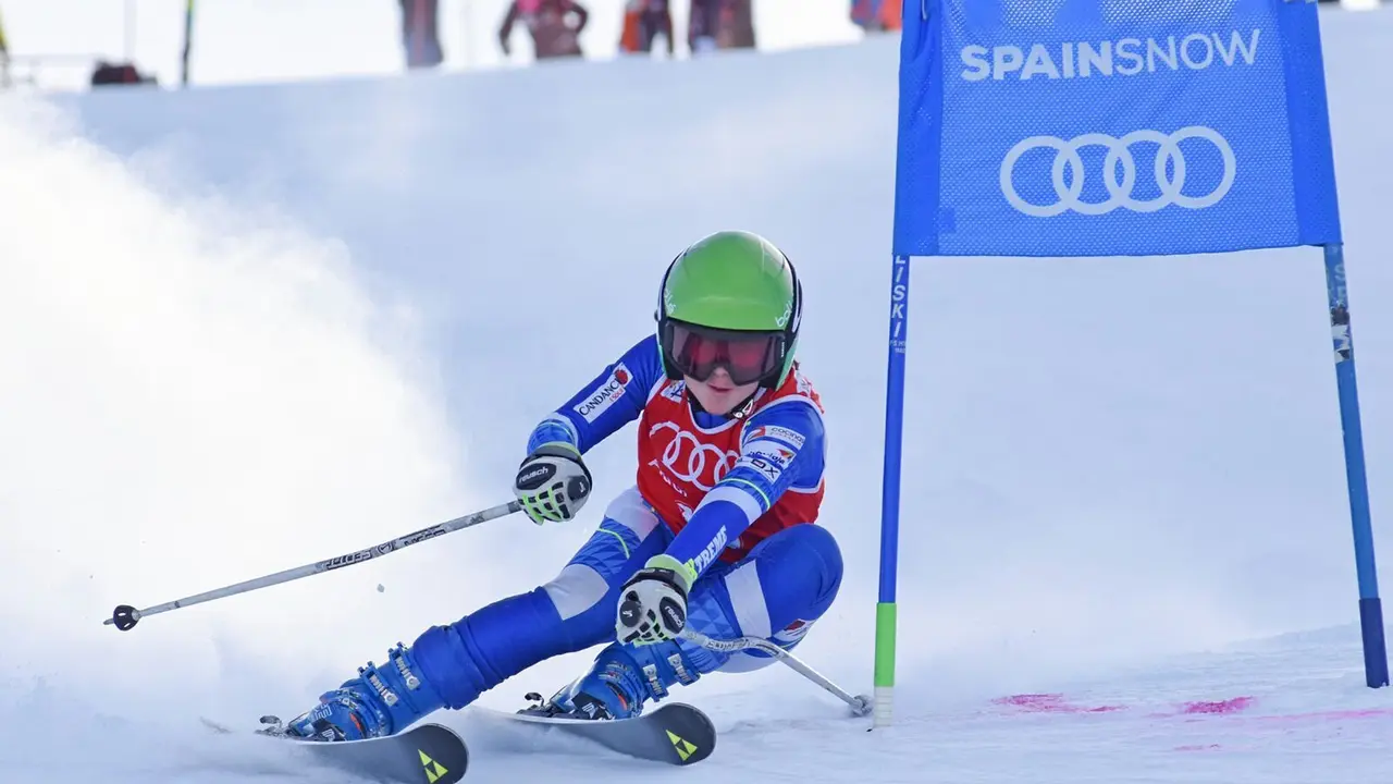 Los mejores alevines se dan cita el jueves en Candanch&uacute;. Foto: Spainsnow