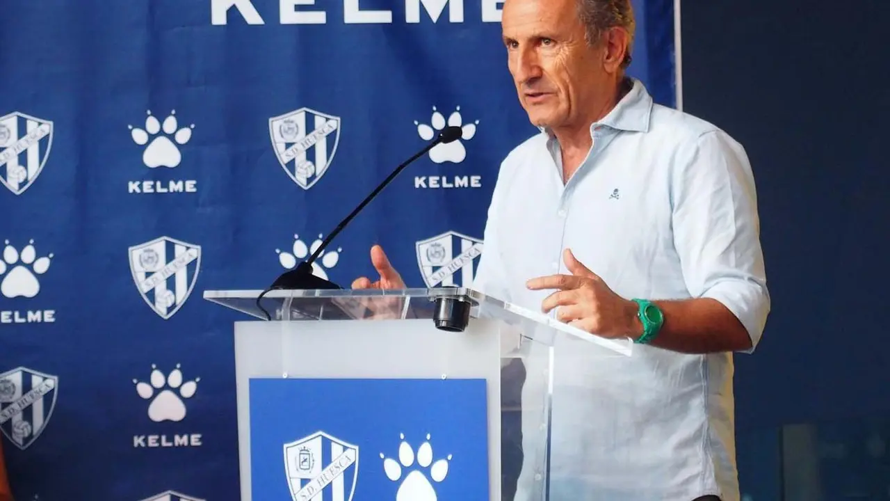 Pet&oacute;n en un acto del proveedor KELME | Foto: C.Pascual