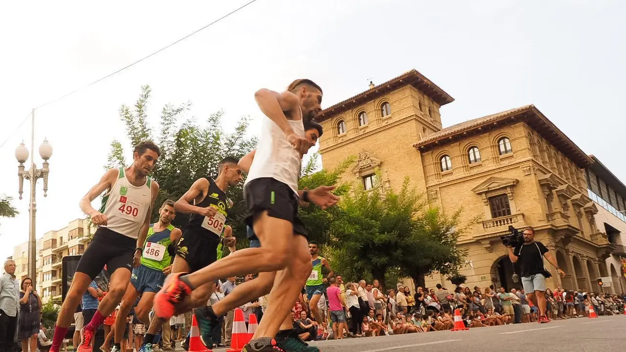Treinta atletas han tenido el privilegio de participar en la XX Carrera Pedestre. Foto: C.Pascual