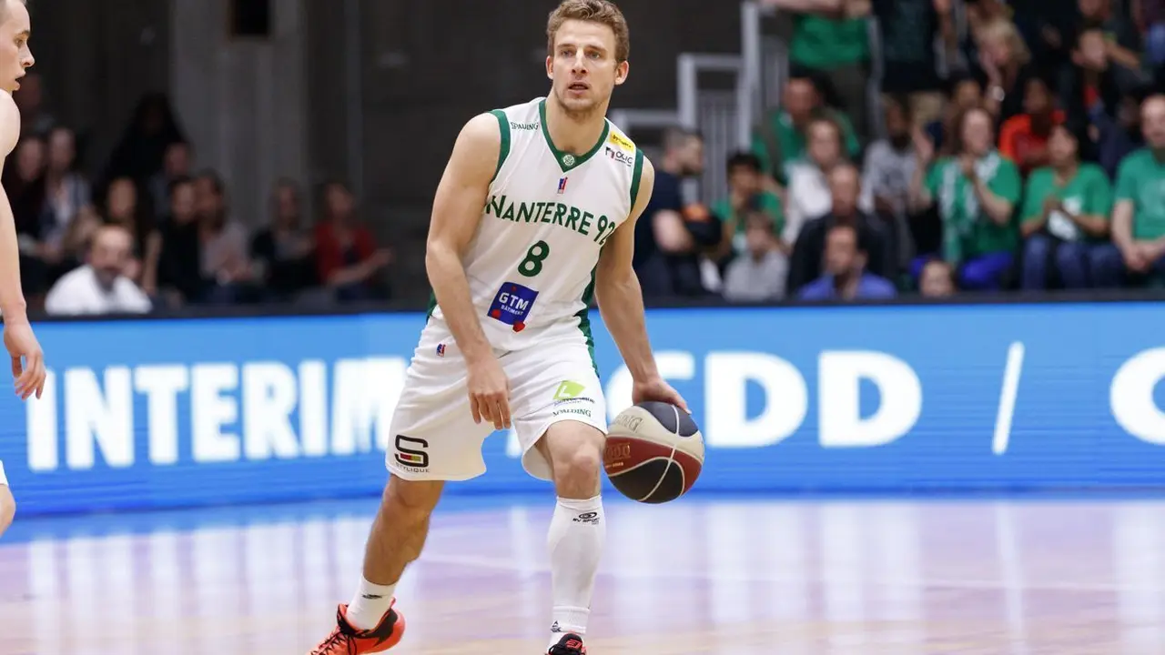 Heiko Schaffartzik, jugando con el Nanterre. Foto: Ann-Dee Lamour